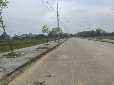 Bán lô đất 2 mặt tiền đường 20,5m và 17,5m trung tâm Phố Đà  Triệu Sơn cũ 1