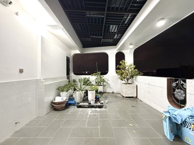 Bán nhà 8 tầng thang máy trần bình trọng p5 bình thạnh hẻm 6m lô góc giá 24 tỷ 2