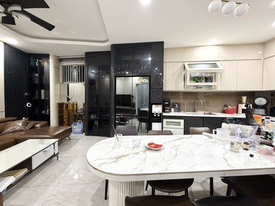 Bán nhà 8 tầng thang máy trần bình trọng p5 bình thạnh hẻm 6m lô góc giá 24 tỷ 5