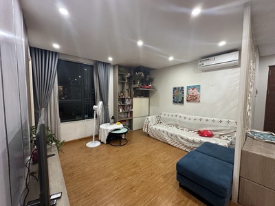 Cc cao cấp   trung tâm cầu giấy-full nội thất- ô tô đỗ chân tòa nhà 74,5m2   7,5 tỷ. 0