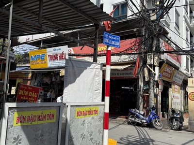 Bán đất khu vực tây hồ -trước sau thoáng 20 m ô tô tránh dừng đỗ 50m2 8,5 tỷ 0