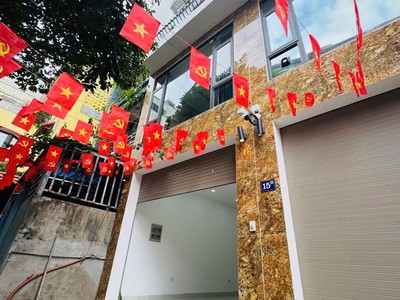 Siêu phẩm nhà mới 6 tầng - thang máy- full nội thất - ô tô vô nhà - cách phố ô tô tránh 15m - kinh 0