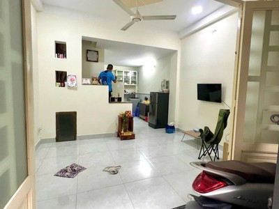 Nhà đẹp p15 tân bình nhỉnh 3tỷ hẻm thông 2pn- 4.05m x 8.15m cn 27.3m 1