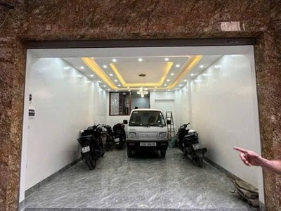 Ngõ thông, ôtô vào nhà, 20m nhà ra phố nguyễn đình hoàn, dt45m, 6 tầng thang máy 1