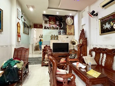 Bán nhà hẻm ô tô 60m2 phạm thế hiển 2 tầng  nhà còn mới đẹp vô ở luôn nhỉnh 5 tỷ 0