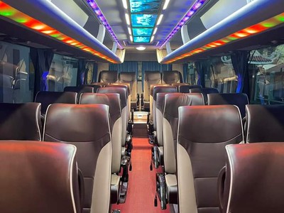 Thuê xe du lịch 29 chỗ - SGC Tourist 1