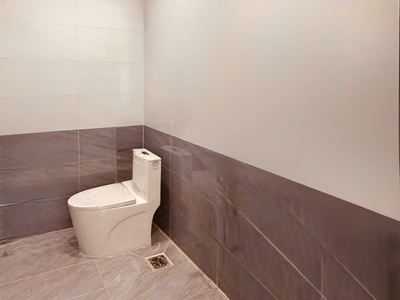 Bán nhà mặt tiền kinh doanh   khu chợ tân bình   đường nhựa 6m   4 tầng kiên cố. 3