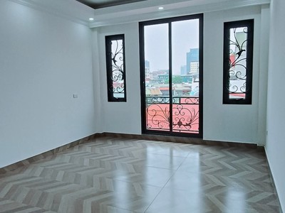 Phân lô, gara ôtô - 7 tầng thang máy - 12 p. khép kín - kinh doanh 1