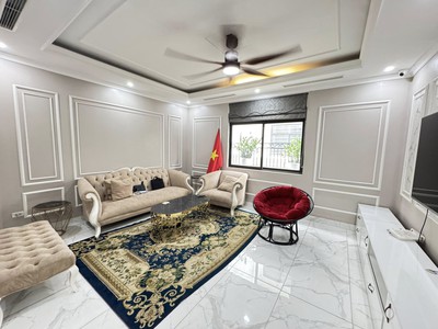 Bán căn nhà mặt ngõ phố vọng, gara, ở vip, kd đỉnh, 81m,thang máy, nhỉnh 25 tỷ 0