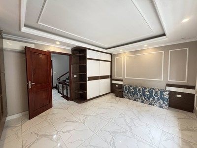 Bán căn nhà mặt ngõ phố vọng, gara, ở vip, kd đỉnh, 81m,thang máy, nhỉnh 25 tỷ 2