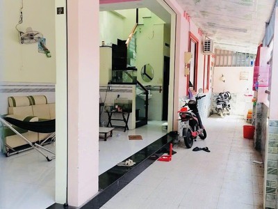 Hẽm rộng rãi, thông thoáng.cần bán căn nhà hẽm đường huỳnh tấn phát, p phú thuận quận 7, 2