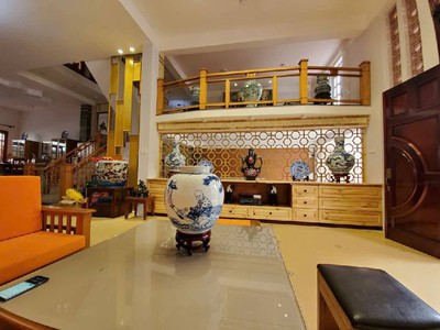 BIỆT THỰ NHÀ VƯỜN   ngang 8m dài 20m 5 tầng Sân vườn Đường 12m View Sông. Thủ Đức 0