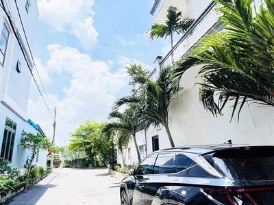 Nhà 4 tầng btct mới đẹp 60m2, đường nhựa xe hơi 7m. khu phân lô nhà cao tầng - nguyễn ảnh thủ quận 4