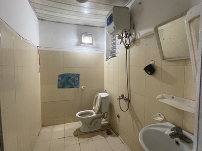 Căn hộ 2 ngủ- sát mega market phạm văn đồng - ban công thoáng mát 75,4m2   5,95 tỷ. 4