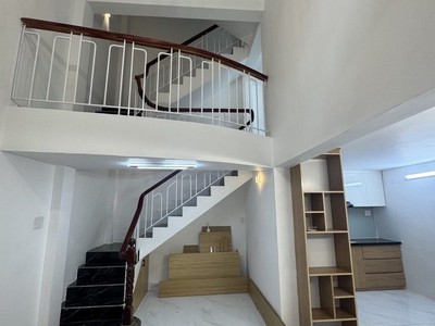 Bán nhà hoàng diệu, 3.6x10m  nh 7m , 5 tầng, 5pn, 3wc, 8.1 tỷ, tl 0