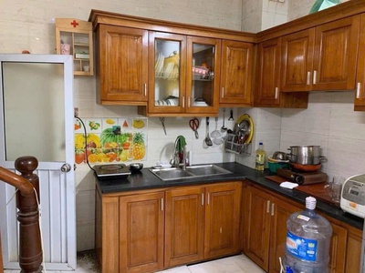 Cho thuê nhà nguyên căn ngõ 10 nam dư, 42m2   5 tầng, gồm 3 phòng ngủ, 4 vệ sinh, 9tr 1