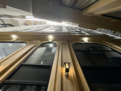 Tin thật 100  bán tòa chdv 104m2 x 32p ở lê đức thọ - dòng tiền 2,2 tỷ   7,2/năm - cách phố 35m 1