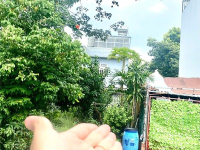 Lô đất 100m  vuông vức, xây dựng tự do, vị trí vàng đường 11a   long bình   thủ đức. liền kề 1