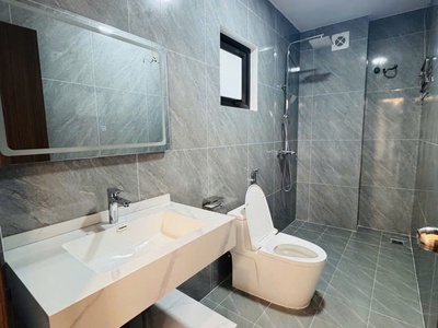 Bán nhà 6 tầng thang máy gara ô tô, khu quân đội ngọc thụy   long biên 50m, giá 11.2 tỷ 3