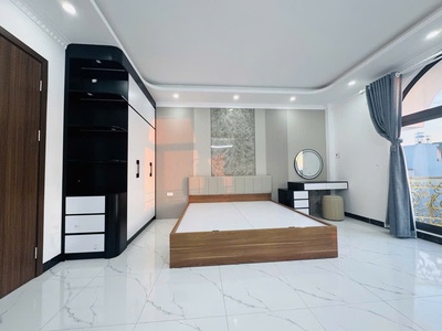 Bán nhà 6 tầng thang máy gara ô tô, khu quân đội ngọc thụy   long biên 50m, giá 11.2 tỷ 2