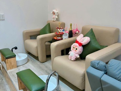 Chính chủ sang gấp tiệm nail   mi   gội quận 1, tp.hcm 0
