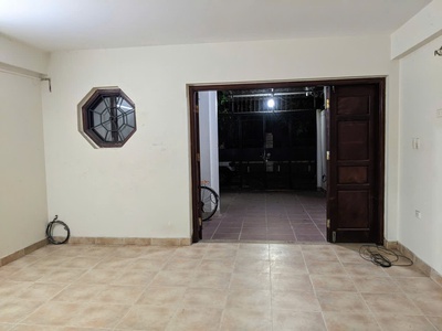 Cho thuê nhà tầng 1   120m    làm văn phòng, kinh doanh online  tại thanh xuân, hà nội  ô tô đỗ cửa 3