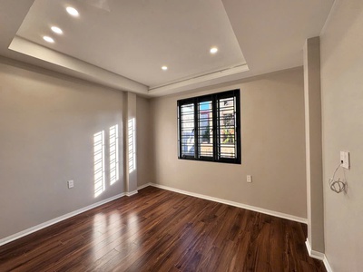 Bán siêu phẩm nhà 4 tầng độc lập   lô góc 3 mặt thoáng   trung tâm đường đà nẵng, ngô quyền, hải 3