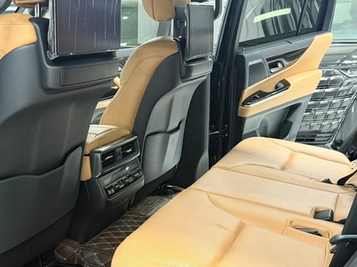 Bán Lexus LX600 Urban 7 chỗ, sản xuấ 2023, một chủ Hà Nội. 7