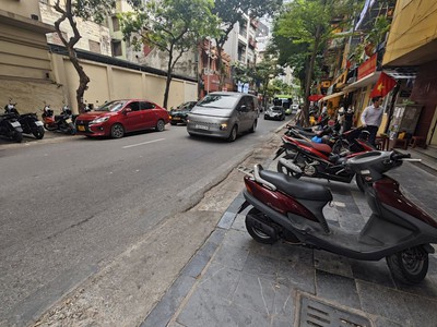 Nhà Hàng Vôi 61M2 Mặt Tiền 6M 46,5 Tỷ 2 Mặt Thoáng Sạch đẹp thoáng 0