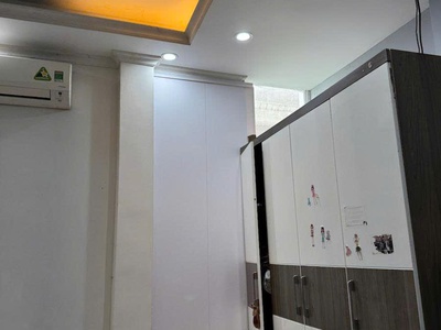 Nhà Lý Thường Kiệt 4 Tầng 11 Tỷ Ngõ  4M , Sát ÔTÔ Tránh Đỗ Sạch sẽ thoáng đẹp gần phố 5