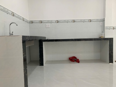 Bán nhà 1 trệt 1 gác suốt cách Nguyễn Văn Linh chỉ 100m nhà mới tinh 3