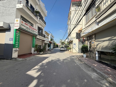 Bán đất mặt trục TDP8 thị Trấn An Dương...Giá chỉ 2x triệu/m2 2