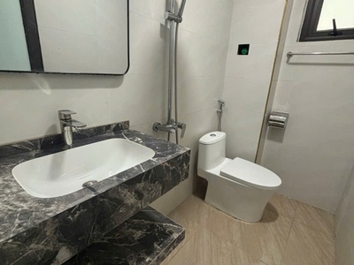 Do chuyển đổi chỗ ở muốn bán nhà 3 tầng ngõ An thái - Tp Hải Dương  cũ 3