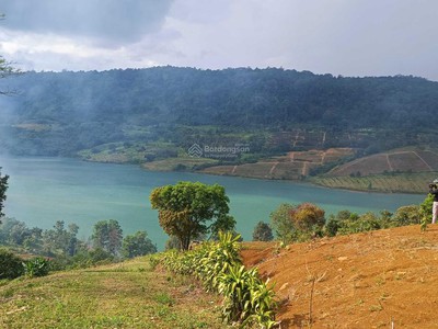 Đất Đồi View Hồ, 700m  Thổ Cư   Đón Sóng Cao Tốc, Giá Chỉ 3,5 Triệu/m 3