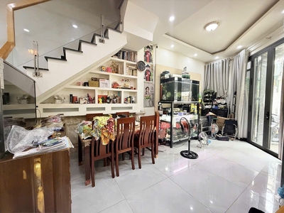 Nhà lô góc shr 4 tầng hxh 36m2   thống nhất gò vấp 2