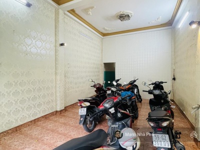 Bán nhà bàu cát nguyễn hồng đào gần nhà ga metro 4.1m x 23m 3 tầng giá 10.9t tl 2