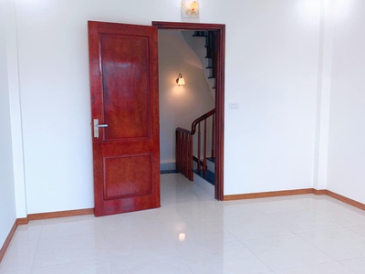 Bán nhà đẹp thượng cát, bắc từ liêm   ngõ nông, ô tô đỗ cổng   nhỉnh 5 tỷ 2