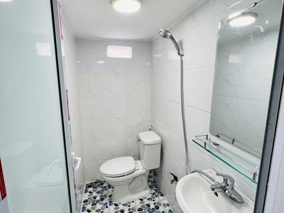 Cho thuê căn hộ khép kín   có gác xép, đủ tiện nghi   không chung chủ 2
