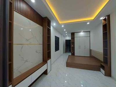 Bán nhà thanh nhàn, hai bà trưng 60m, nhà mới đẹp ở luôn, ngõ nông, 20m ra đường ô tô 1