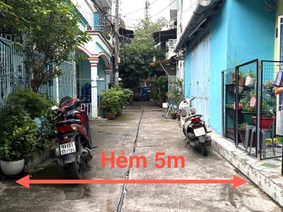 Chỉ 4,444 tỷ 2tầng  53m   4.2x13   tỉnh lộ 10 khu tên lửa 3pn aeon bt 1