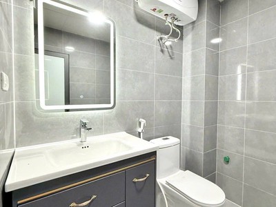 Tựu liệt, hoàng liệt, hàng xóm linh đàm 2