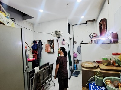 Nhà 2 tầng đúc gần chợ bình long hẻm xe hơi 6m thông 34m   3.5x10  vị trí vàng bhha, bình tân. 3