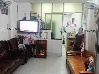 Nhà 2 tầng đúc gần chợ bình long hẻm xe hơi 6m thông 34m   3.5x10  vị trí vàng bhha, bình tân. 1