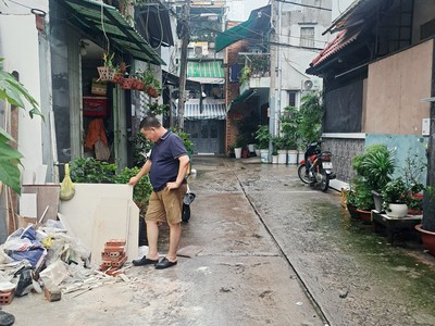 Nhà 2 tầng đúc gần chợ bình long hẻm xe hơi 6m thông 34m   3.5x10  vị trí vàng bhha, bình tân. 4