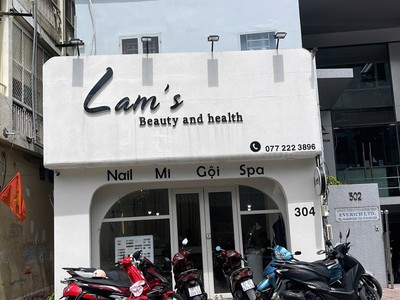 Sang nhượng tiệm nail mới đầu tư mặt tiền đường huỳnh văn bánh, phú nhuận 0
