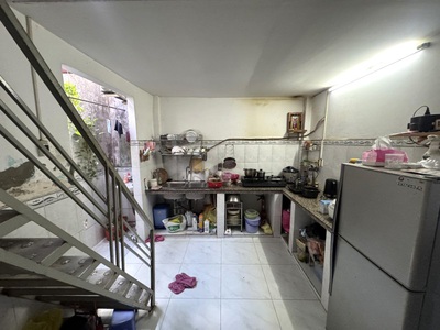 Nhà ngon giá rẻ ql13 hiệp bình phước   43m    chỉ 3.35 tỷ  sổ riêng a4 hoàn công vuông vức 2