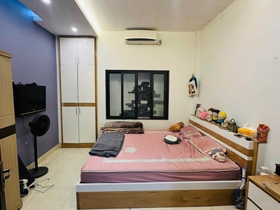 Bán nhà sđcc nguyễn đức cảnh 45m2, 4 tầng, 4 ngủ, 3 wc, 9 tỷ 2