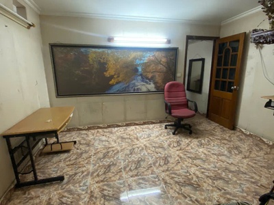 Cho thuê căn hộ tập thể tầng 5, ngõ 815 giải phóng 75m , 3pn, 7 triệu 0