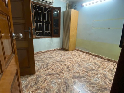 Cho thuê căn hộ tập thể tầng 5, ngõ 815 giải phóng 75m , 3pn, 7 triệu 1