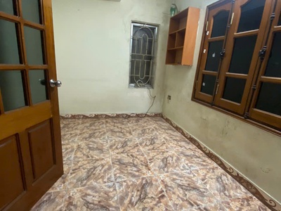 Cho thuê căn hộ tập thể tầng 5, ngõ 815 giải phóng 75m , 3pn, 7 triệu 2